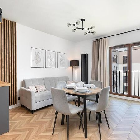 Port Praski Stylish Apartment Near Old Town Varşova Dış mekan fotoğraf